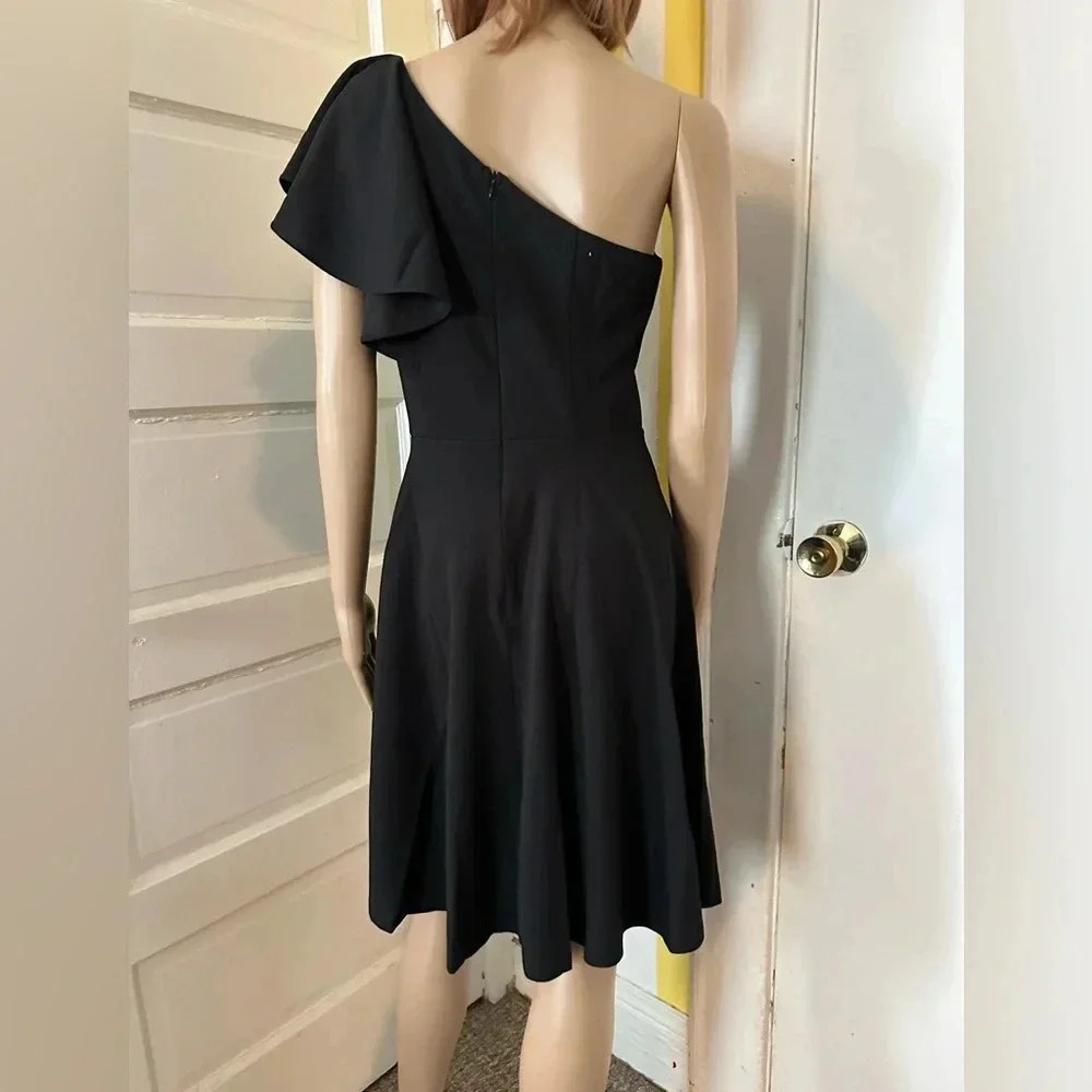 Berry love one shoulder ruffle A-line black dress Sz M NWT #001 - Picture 2 of 3